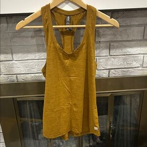 Vuori Golden Brown Women's Workout or Tank Top